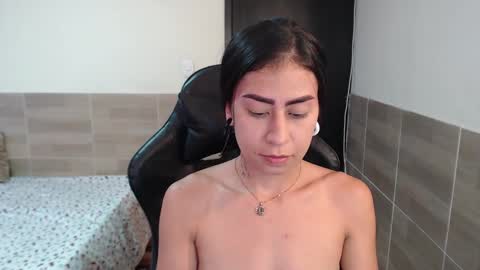 100 explicit here. follow  online show from January 31, 2025, 8:22 pm