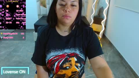 Snapshot of martina_tay chatting on January 13, 2025, 7:00 am Hey im martina online show from January 13, 2025, 7:00 am