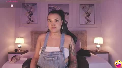 Snapshot of martina_vega__ chatting on February 18, 2025, 8:03 pm NATALIA ON A TRAVEL FROM DECEMBER 6TH TO THE 9TH ENJOY ME BEFORE I LEAVE online show from February 18, 2025, 8:03 pm