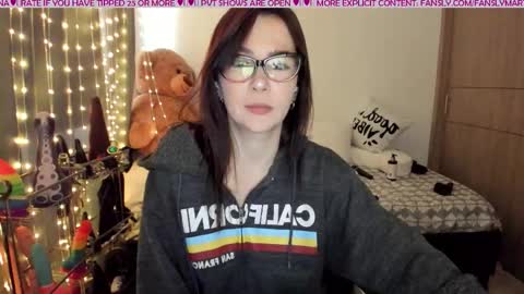 Snapshot of martinatina chatting on October 21, 2025, 7:58 pm MARTINA online show from October 21, 2025, 7:58 pm