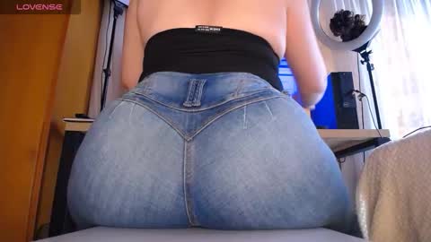 Snapshot of martiniella chatting on October 2, 2025, 7:43 pm Antonella Martini online show from October 2, 2025, 7:43 pm