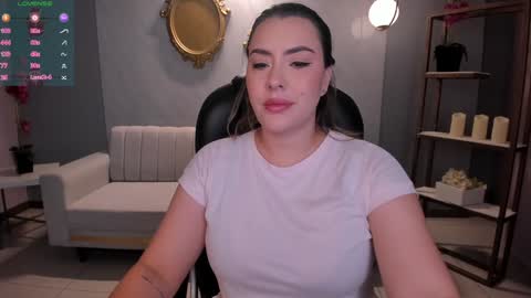 Snapshot of martinnabonnet chatting on December 26, 2024, 11:21 am Martinna Bonnet online show from December 26, 2024, 11:21 am