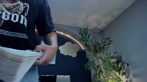 Snapshot of martinnabonnet chatting on February 3, 2025, 10:25 am Martinna Bonnet online show from February 3, 2025, 10:25 am