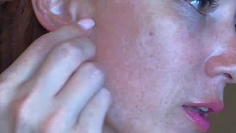 Maru Roche online show from February 16, 2026, 4:52 am