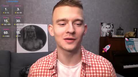 Snapshot of marvelboy_ chatting on January 17, 2025, 9:28 pm Alex online show from January 17, 2025, 9:28 pm