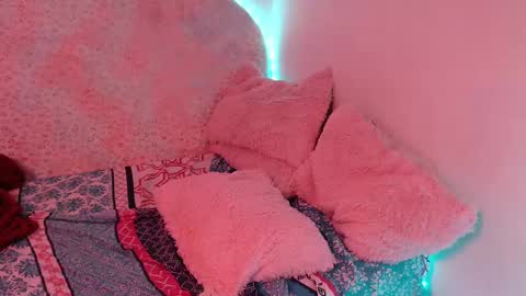 mary_creaamy online show from February 4, 2025, 5:10 am