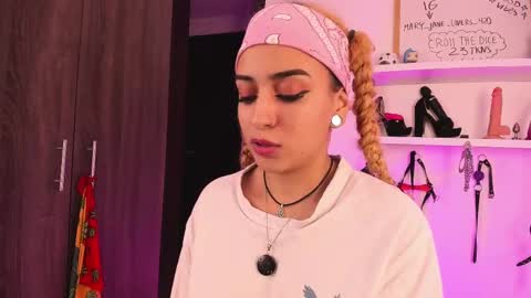 Snapshot of mary_jane_lovers chatting on February 13, 2025, 4:22 am Mary Jane online show from February 13, 2025, 4:22 am