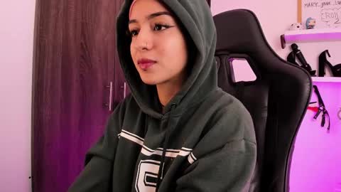 Snapshot of mary_jane_lovers chatting on March 8, 2025, 8:33 am Mary Jane online show from March 8, 2025, 8:33 am