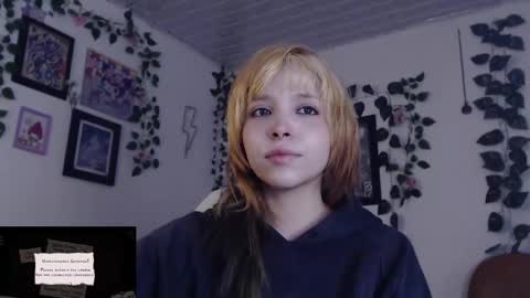 Snapshot of mary_janness chatting on January 3, 2025, 7:18 pm                      100   online show from January 3, 2025, 7:18 pm