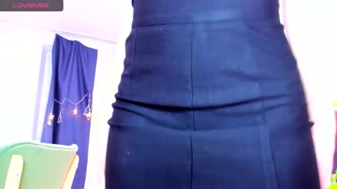 Snapshot of mary_marlow chatting on February 19, 2026, 12:50 am Mary online show from February 19, 2026, 12:50 am