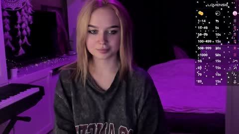 Snapshot of mary_romance chatting on January 31, 2025, 11:03 pm Mary online show from January 31, 2025, 11:03 pm