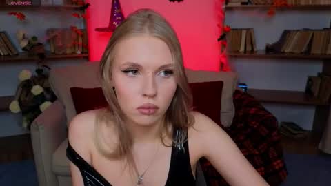 Maryana online show from October 21, 2025, 3:29 am