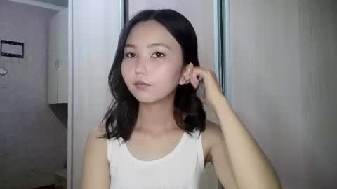 Snapshot of marybellegalaviz chatting on June 20, 2026, 12:41 pm Lily online show from June 20, 2026, 12:41 pm
