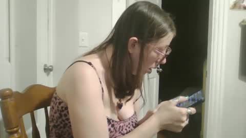 Snapshot of maryjaneflowers chatting on December 25, 2024, 3:29 am maryjaneflowers online show from December 25, 2024, 3:29 am