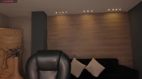 Snapshot of marylewis_ chatting on June 27, 2026, 12:10 pm Mary online show from June 27, 2026, 12:10 pm