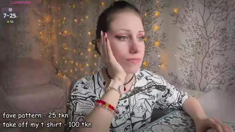 Mary Lou online show from April 12, 2026, 10:42 am