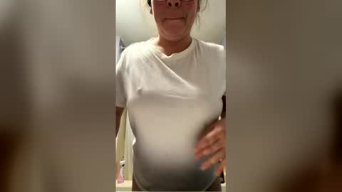 marytits online show from February 23, 2026, 4:21 am