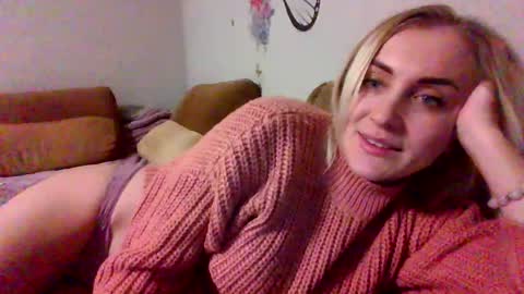 maryyemm online show from January 3, 2025, 6:46 pm