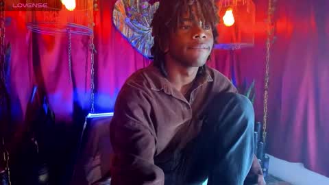 MARSHALL LEE online show from February 10, 2026, 7:51 pm