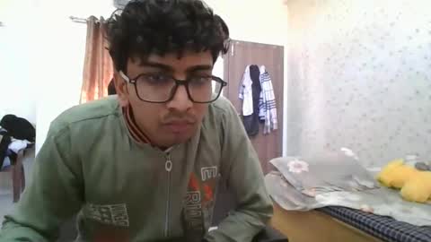 Mask Boy online show from January 9, 2026, 4:37 am