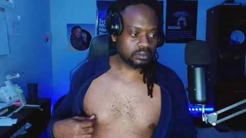 Snapshot of maskmind chatting on March 10, 2025, 2:48 pm Maskmind online show from March 10, 2025, 2:48 pm