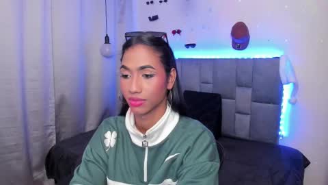 Snapshot of massielhot chatting on January 9, 2026, 4:37 am massielhot online show from January 9, 2026, 4:37 am