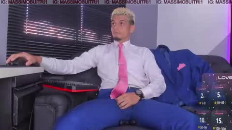 I am Massimo online show from January 7, 2026, 1:24 pm