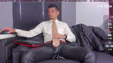 I am Massimo online show from March 19, 2026, 12:42 pm