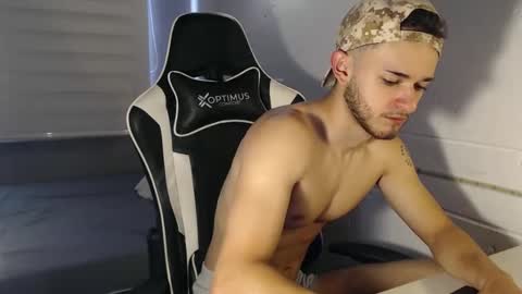 Snapshot of massimo_jiovano chatting on December 8, 2024, 3:56 pm massimo online show from December 8, 2024, 3:56 pm