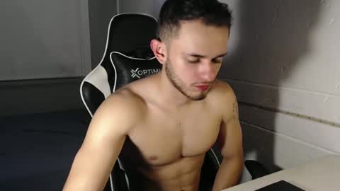 Snapshot of massimo_jiovano chatting on January 7, 2025, 2:31 am massimo online show from January 7, 2025, 2:31 am