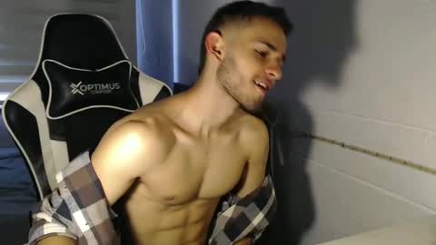 Snapshot of massimo_jiovano chatting on February 12, 2025, 3:16 pm massimo online show from February 12, 2025, 3:16 pm