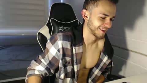 Snapshot of massimo_jiovano chatting on February 21, 2025, 3:10 pm massimo online show from February 21, 2025, 3:10 pm