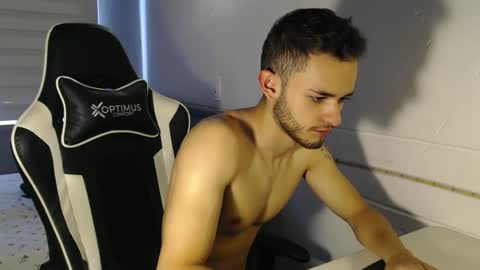 Snapshot of massimo_jiovano chatting on February 28, 2025, 2:53 pm massimo online show from February 28, 2025, 2:53 pm