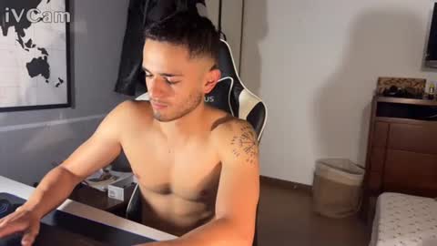 Snapshot of massimo_jiovano chatting on September 20, 2025, 11:17 pm massimo online show from September 20, 2025, 11:17 pm