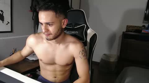 Snapshot of massimo_jiovano chatting on October 24, 2025, 11:01 pm massimo online show from October 24, 2025, 11:01 pm