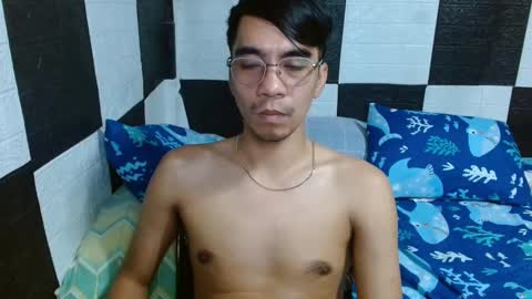 Snapshot of massive_boner02 chatting on December 10, 2024, 10:06 am massive_boner02 online show from December 10, 2024, 10:06 am