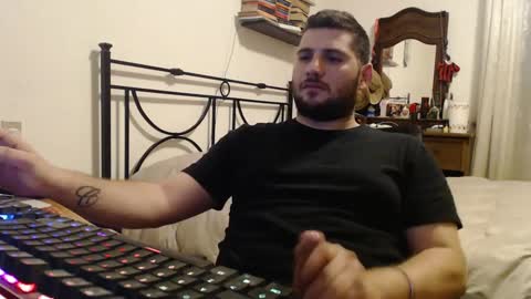 Snapshot of massu1994 chatting on February 3, 2025, 5:56 pm Massu94 online show from February 3, 2025, 5:56 pm