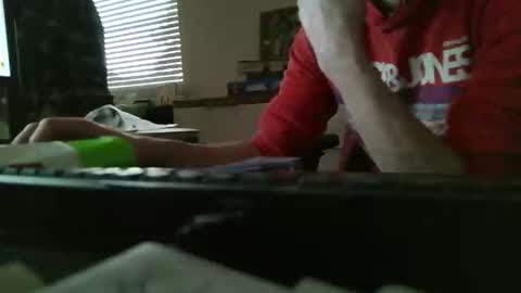 mastax15 online show from October 8, 2025, 2:58 pm