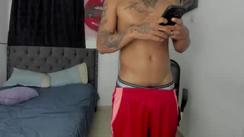 master_boy28 online show from March 18, 2026, 8:28 am