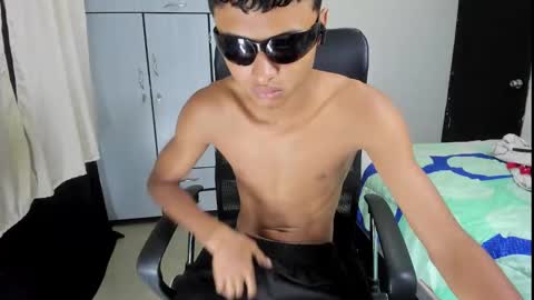 master_dominacion777 online show from February 21, 2025, 8:38 pm