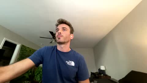 Snapshot of master_louie chatting on December 19, 2024, 4:57 pm muskyjockdick online show from December 19, 2024, 4:57 pm