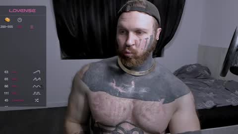 Snapshot of master_oil chatting on December 14, 2024, 5:25 pm Huge Alex online show from December 14, 2024, 5:25 pm