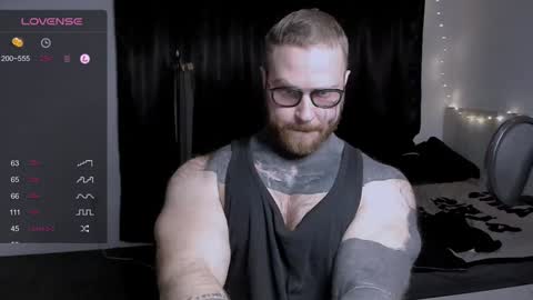 Snapshot of master_oil chatting on December 30, 2024, 5:13 pm Huge Alex online show from December 30, 2024, 5:13 pm