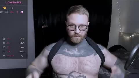 Snapshot of master_oil chatting on February 10, 2025, 5:52 pm Huge Alex online show from February 10, 2025, 5:52 pm