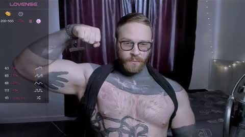 Snapshot of master_oil chatting on February 11, 2025, 12:48 pm Huge Alex online show from February 11, 2025, 12:48 pm