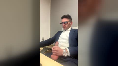 Master Boss online show from April 8, 2026, 11:32 am