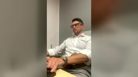 Snapshot of masterboss_fl chatting on June 22, 2026, 11:29 am Master Boss online show from June 22, 2026, 11:29 am