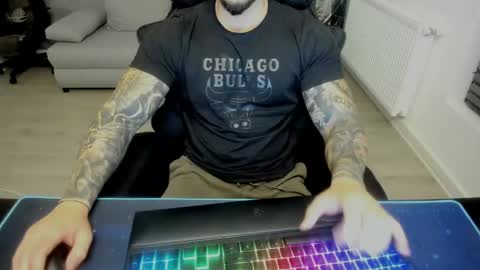 Snapshot of masterkingmuscle chatting on March 1, 2025, 11:47 pm masterkingmuscle online show from March 1, 2025, 11:47 pm