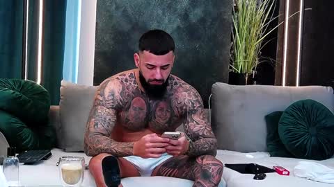 masterkingofmuscle online show from January 24, 2025, 7:08 am