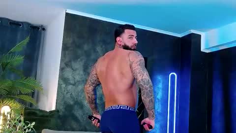 masterkingofmuscle online show from March 26, 2026, 9:42 pm